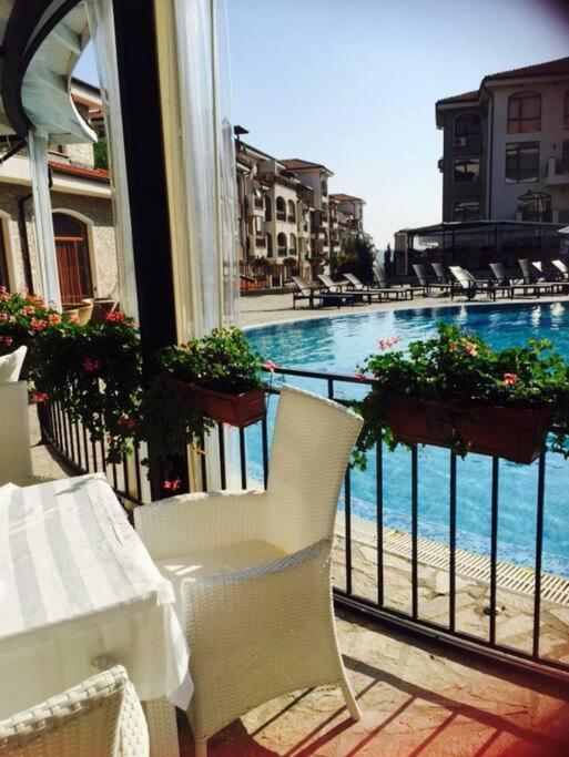 Lovely Apartment In Peaceful Family Spa Resort Near To Nesebar Kableshkovo  Exterior photo